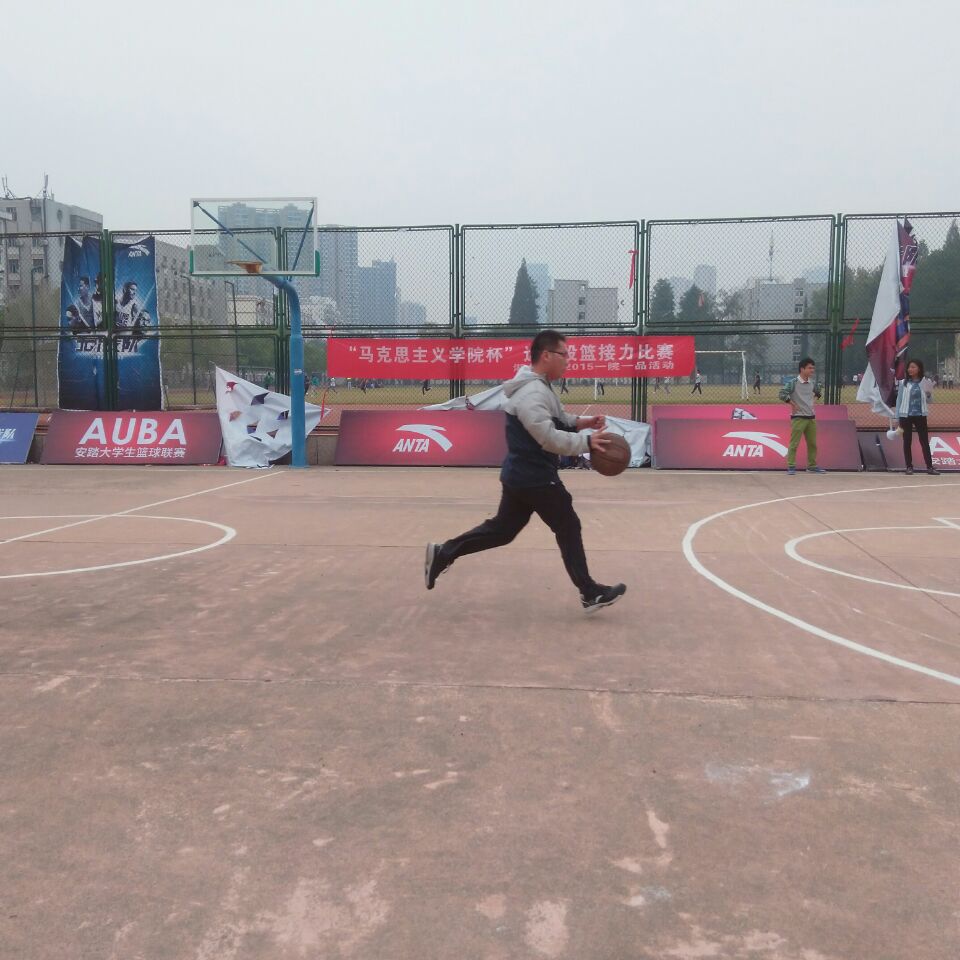 永利yl23411运球投篮比赛.jpg